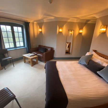グロスター The Mooring Post Bed & Breakfast エクステリア 写真