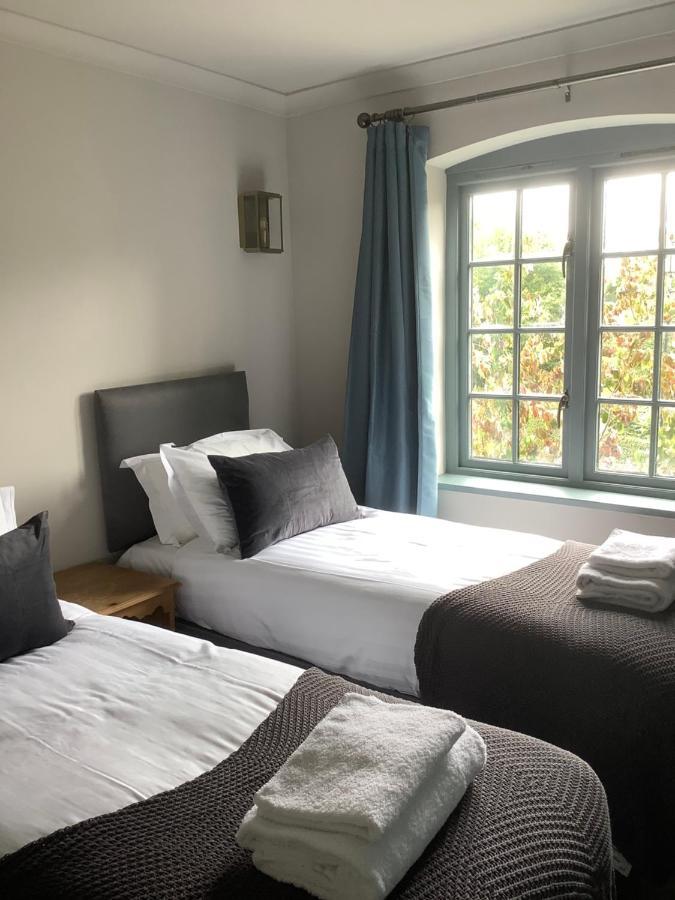 グロスター The Mooring Post Bed & Breakfast エクステリア 写真