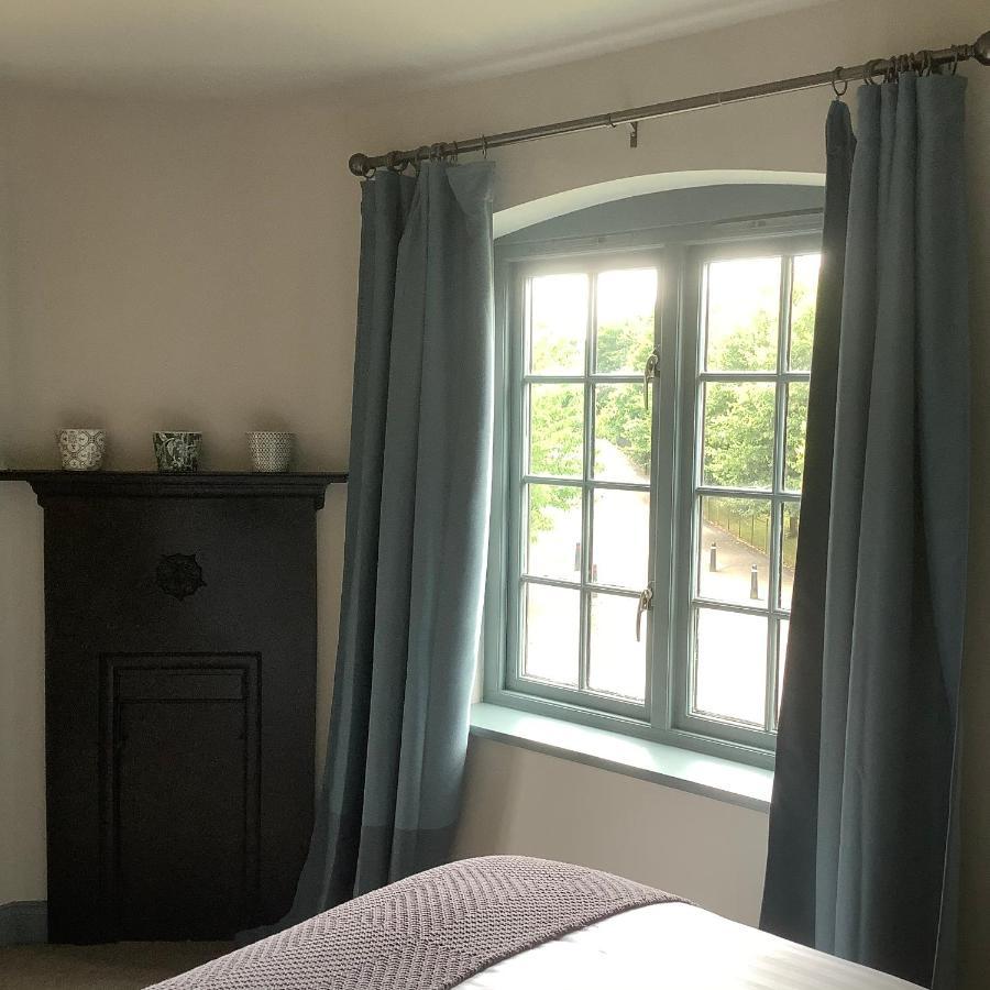 グロスター The Mooring Post Bed & Breakfast エクステリア 写真